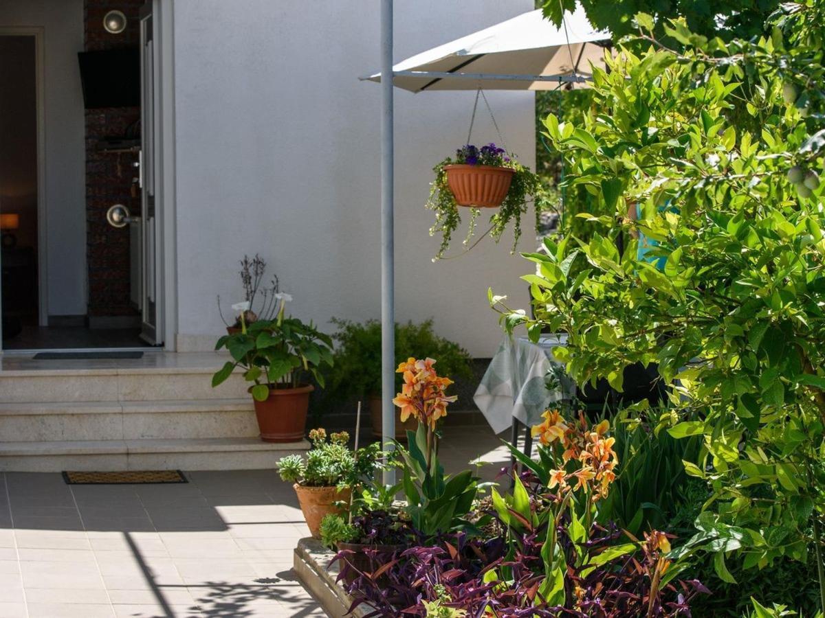 Apartments Beba - Peaceful Location Trogir Exterior photo