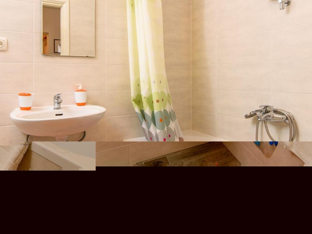 Apartments Beba - Peaceful Location Trogir Exterior photo