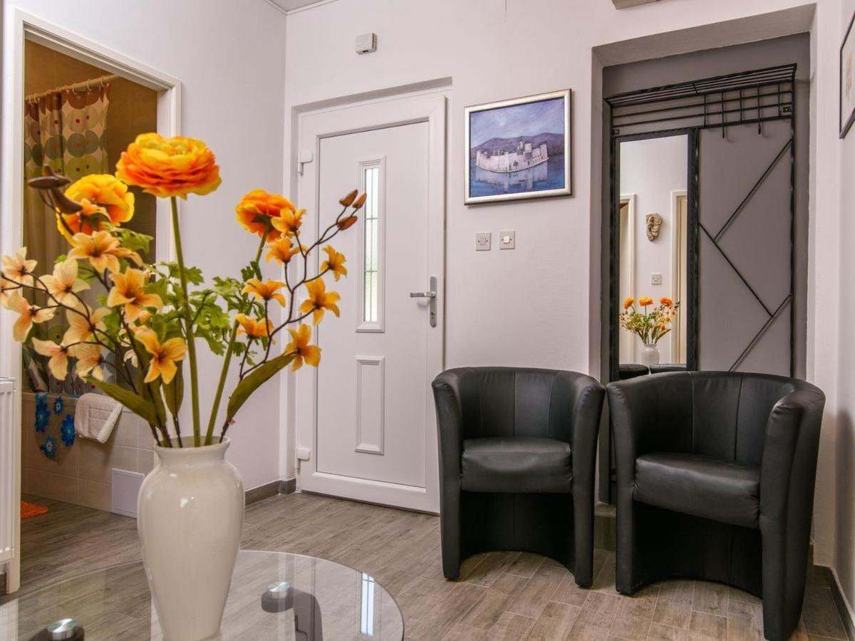 Apartments Beba - Peaceful Location Trogir Exterior photo