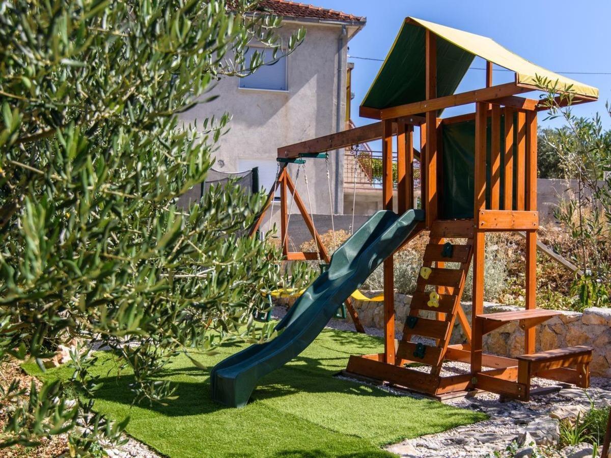 Apartments Beba - Peaceful Location Trogir Exterior photo