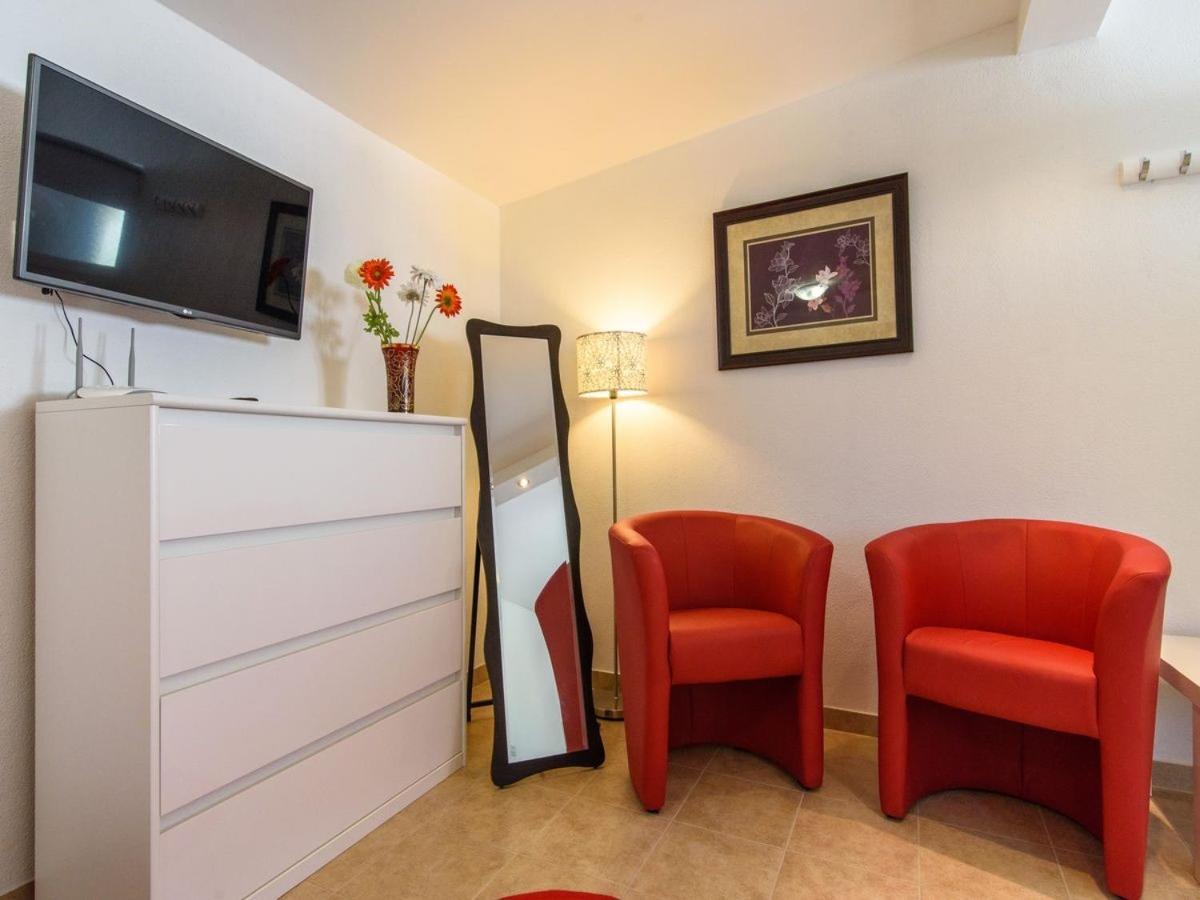 Apartments Beba - Peaceful Location Trogir Exterior photo