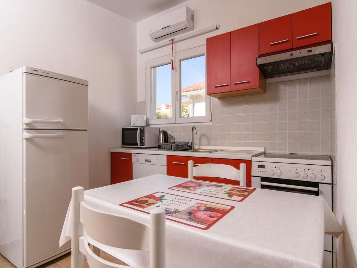 Apartments Beba - Peaceful Location Trogir Exterior photo